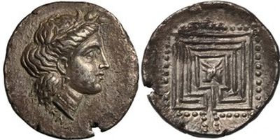 MONEDA CU LABIRINT PATRAT 11