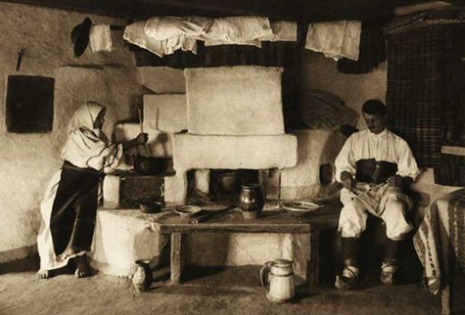 VATRA TRADITIONALA ROMANEASCA