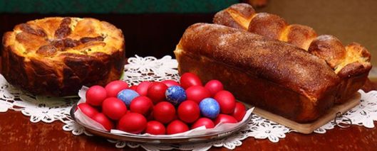 OUĂ CU PASCĂ SI COZONAC 2