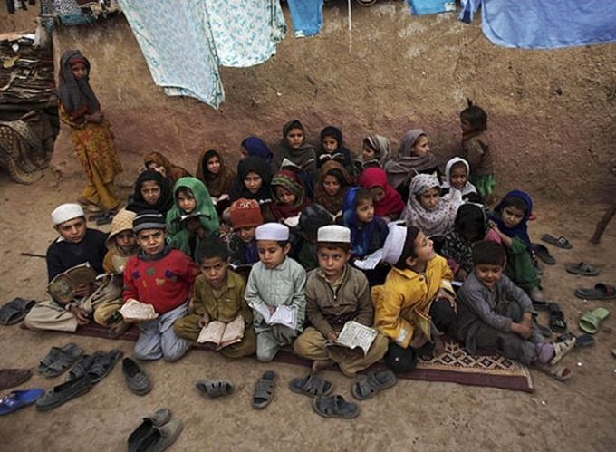 afganos-refugiados-en-el-pakistan-2