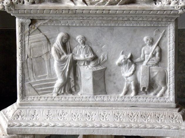 BASORELIEF CU SACRIFICII